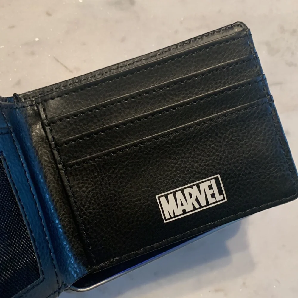 Concept One Marvel Avengers Bifold Wallet in Decorative Tin Case